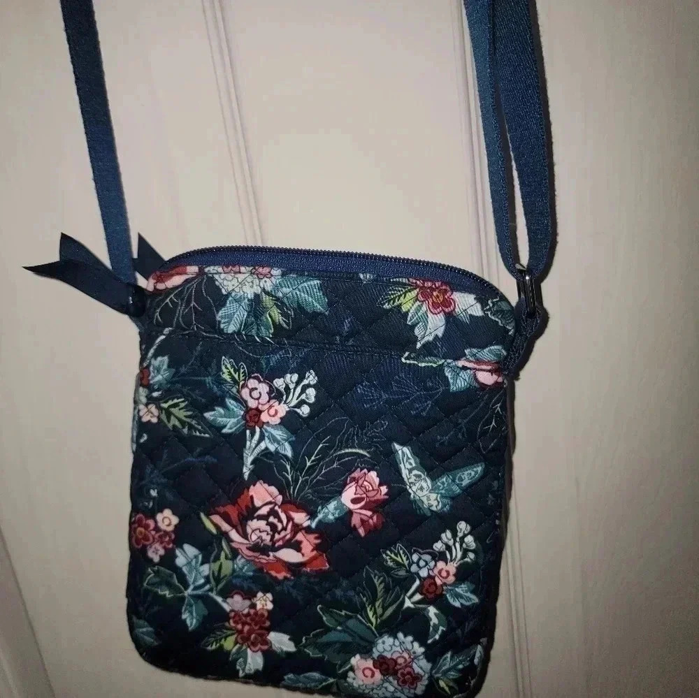 VERA Bradley purse - Picture 14 of 14
